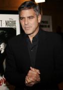 Citeste mai multe detalii despre articolul: Cand nu mai ai ce opera faci George Clooney: Am vrut să scap de ridurile de la testicule